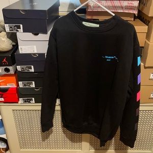 Off white crewneck